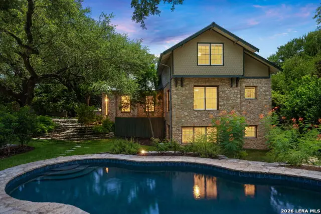 601 Castano Ave, Alamo Heights, TX 78209 - #2