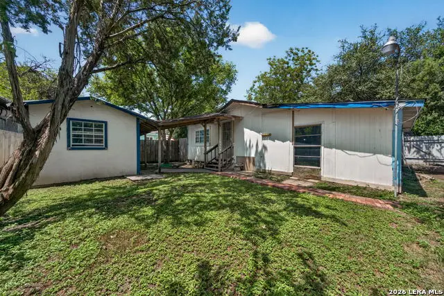 732 S San Eduardo Ave, San Antonio, TX 78237 - #2