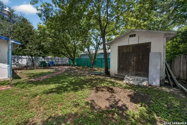 732 S San Eduardo Ave, San Antonio, TX 78237 - #3