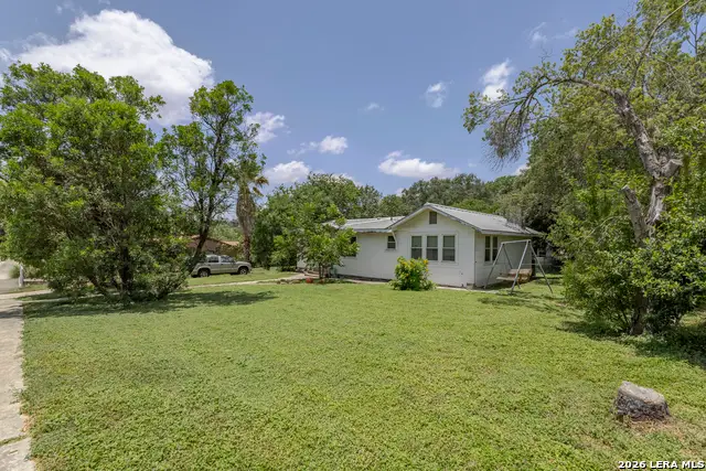 245 Concord Pl, Balcones Heights, TX 78201 - #2
