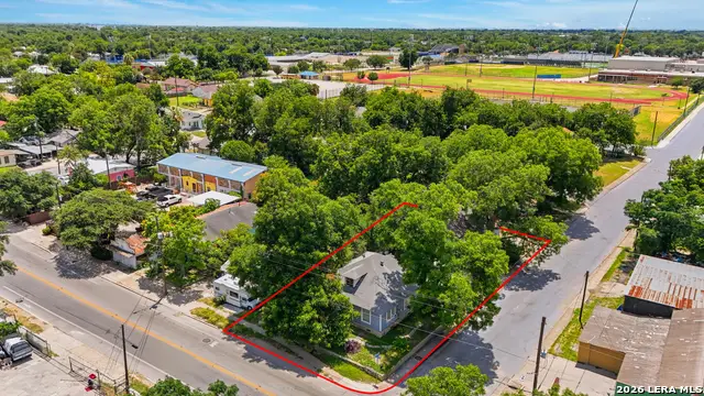 3201 S Flores St, San Antonio, TX 78204 - #1
