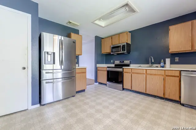 6822 Misty Field Dr, Converse, TX 78109 - #2