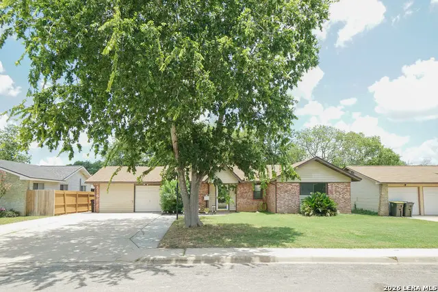 221 Meadow Ln, Schertz, TX 78154 - #2