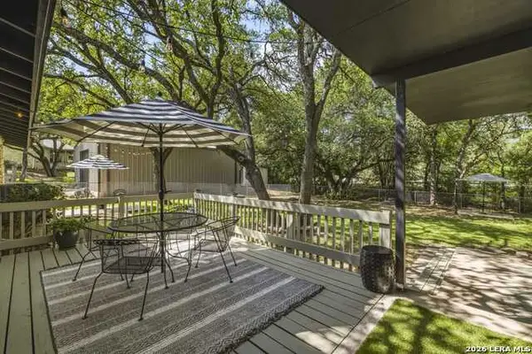 330 Yucca Dr, Kingsland, TX 78639