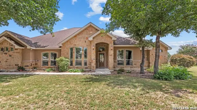 192 Copper Ridge Dr, La Vernia, TX 78121 - #1