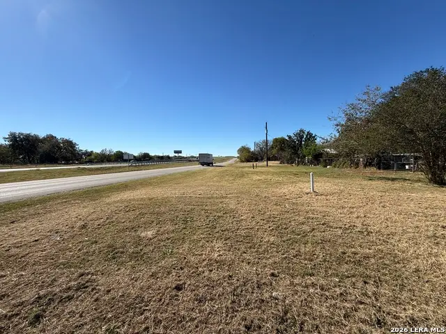 415 County Road 1585, Moore, TX 78057 - #2