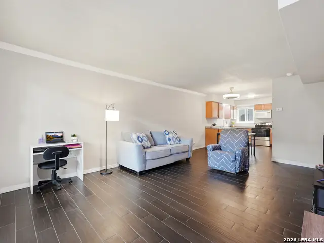 255 E Rampart Dr #109, San Antonio, TX 78216 - #3