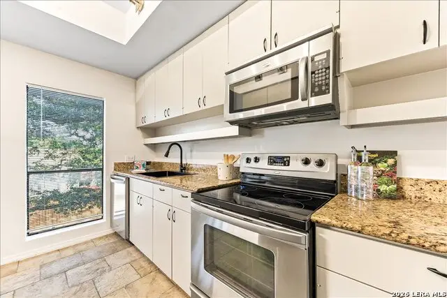 8642 Fredericksburg Rd #704, San Antonio, TX 78240 - #2