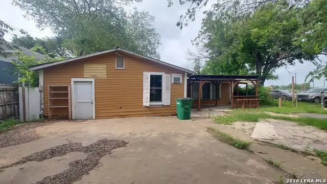 2843 Castroville Rd, San Antonio, TX 78237 - #1