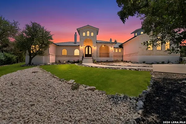 1954 Venezia, New Braunfels, TX 78132