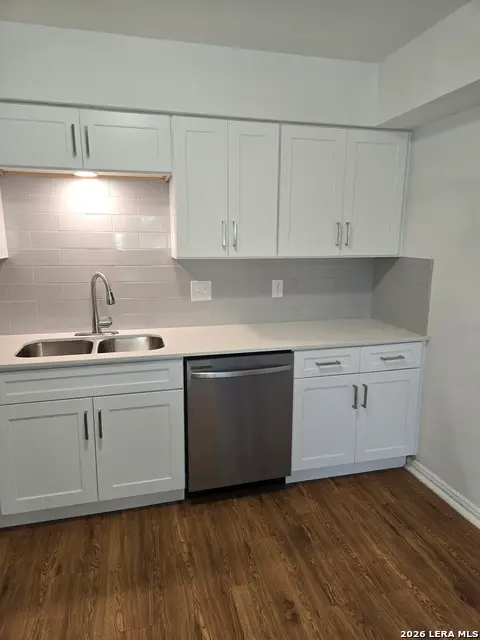 231 W Silver Sands Dr #5, San Antonio, TX 78216 - #3