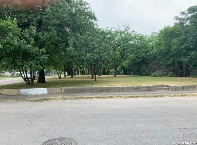 1029 Gladstone, San Antonio, TX 78225 - #2