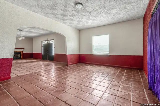 9602 County Road 5723, Castroville, TX 78009 - #3