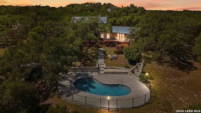 318 Remington Dr, Bergheim, TX 78004 - #2