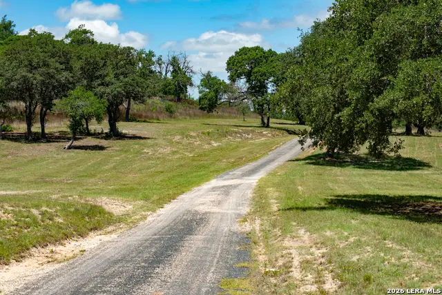 1634 Kallenberg -klinkseik, Fredericksburg, TX 78624 - #2