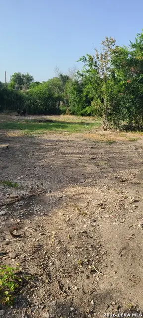 2225 W Martin St, San Antonio, TX 78207