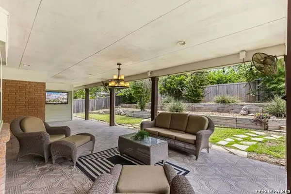 3918 Oak Trl, San Antonio, TX 78228