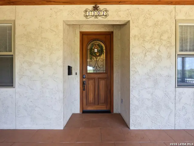 521 Guadalupe St #1302, Kerrville, TX 78028 - #2