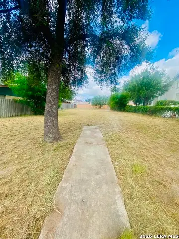 787 E Webster St., Eagle Pass, TX 78852 - #2