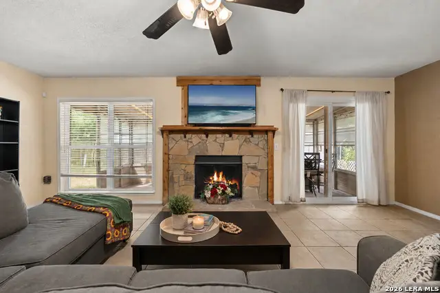 6126 Hopes Ferry St, San Antonio, TX 78233 - #2