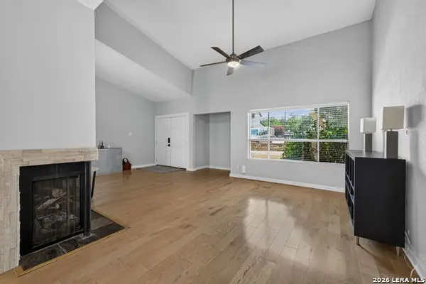 7123 Thrush View Ln #35, San Antonio, TX 78209