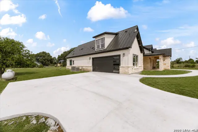 1438 Bottle Springs Rd, Bandera, TX 78003 - #3