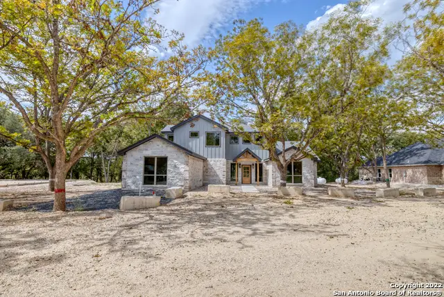 422 Red Wright Rd, Leakey, TX 78873 - #2