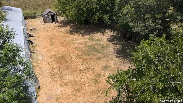 18490 La Gloria Rd, Elmendorf, TX 78112 - #3