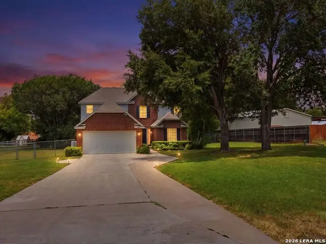 1357 Trail Bluff Dr, New Braunfels, TX 78132 - #1