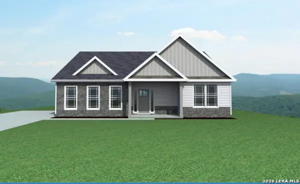 108 Muirfield Lane, La Vernia, TX 78121