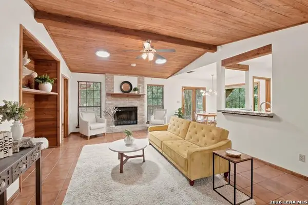2703 Oak Haven Dr, San Marcos, TX 78666