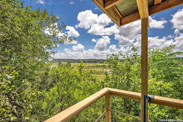 252 Pebble Beach Rd, Lakehills, TX 78063 - #1