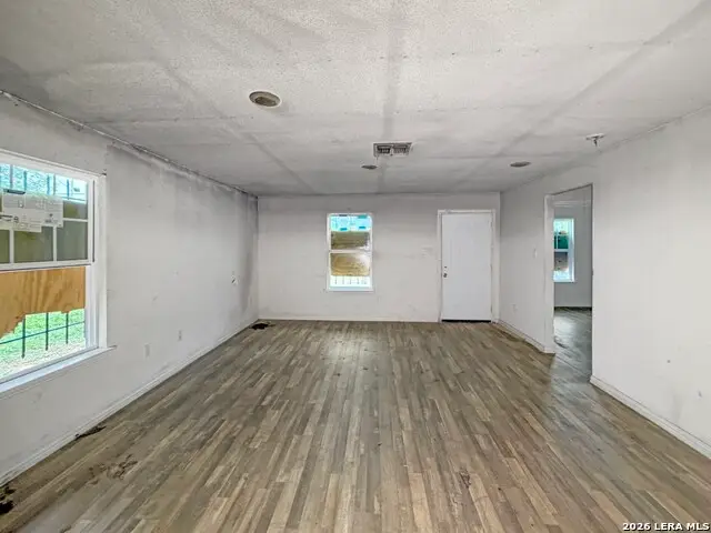 3239 Martin Luther King Dr, San Antonio, TX 78220 - #2
