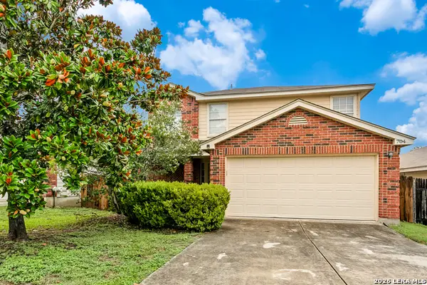 704 Leopard Holw, San Antonio, TX 78251