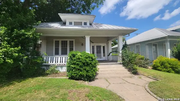 825 N Pine St, San Antonio, TX 78202