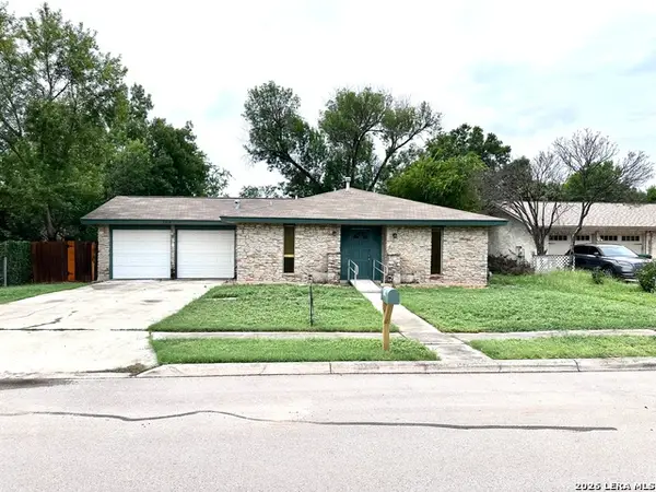7019 Forest Moss St, San Antonio, TX 78240