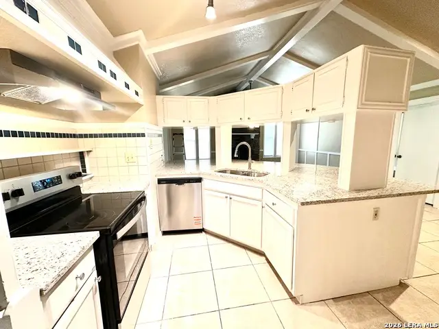 7019 Forest Moss St, San Antonio, TX 78240 - #2