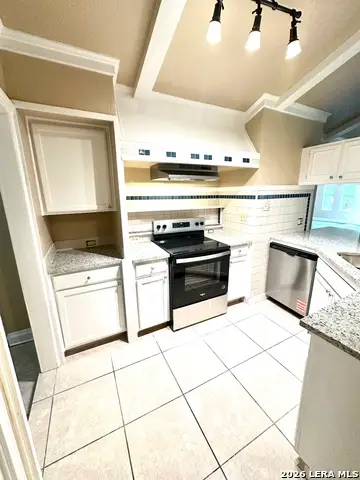 7019 Forest Moss St, San Antonio, TX 78240 - #3