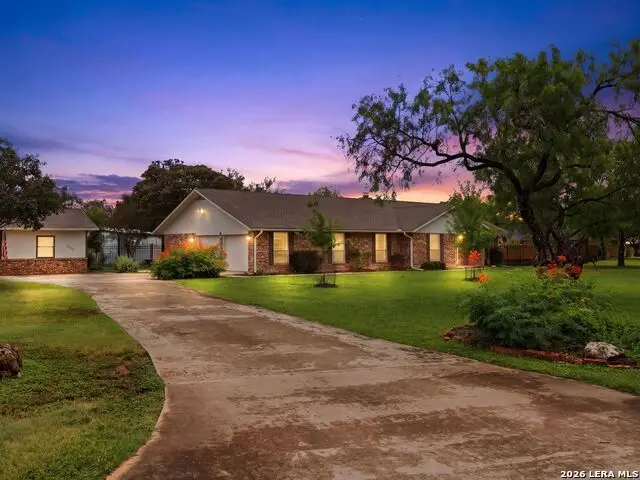 2402 Welsch Ln, New Braunfels, TX 78132 - #3