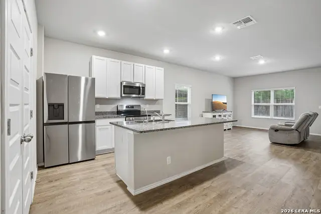 7706 Stud Dr, Elmendorf, TX 78112 - #2