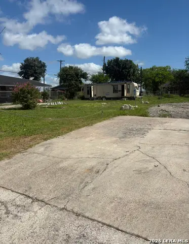 839 Molina St, Robstown, TX 78380 - #1
