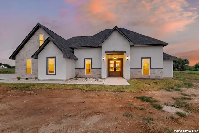 105 Hidden Path, Floresville, TX 78114 - #1