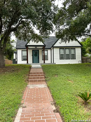 905 E Corpus Christi, Beeville, TX 78102 - #2