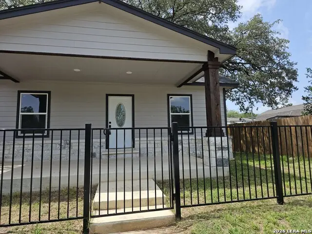 325 Ave B, Poteet, TX 78065 - #2