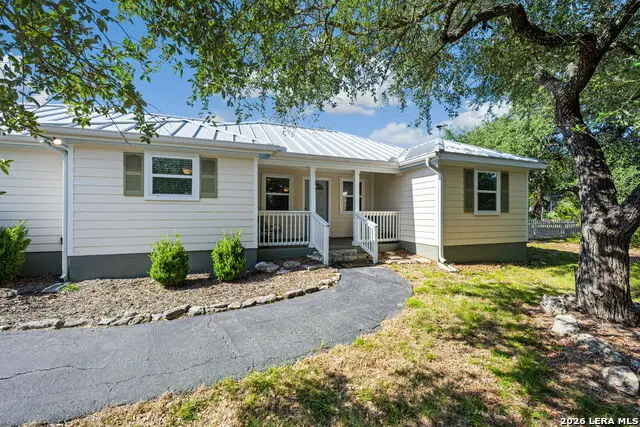 6247 Yorkshire Dr, Spring Branch, TX 78070 - #2