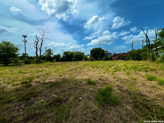 1720 W Salinas, San Antonio, TX 78207 - #2