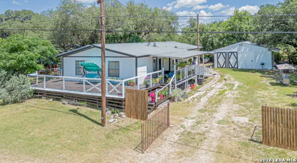213 Bandera Dr, Bandera, TX 78003
