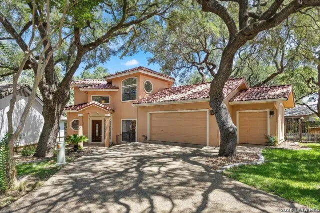 29332 Summit Ridge Dr, Fair Oaks Ranch, TX 78015 - #1