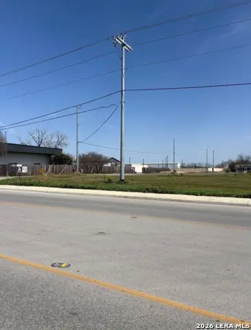 1900 N Austin, Seguin, TX 78155 - #1