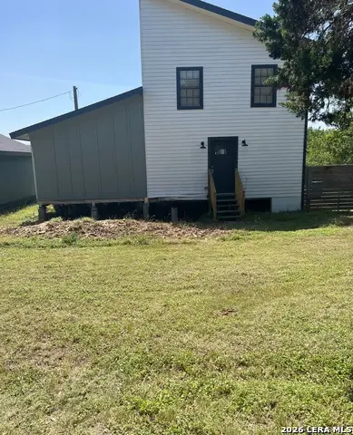 1761 Quail Hill Dr, Spring Branch, TX 78070